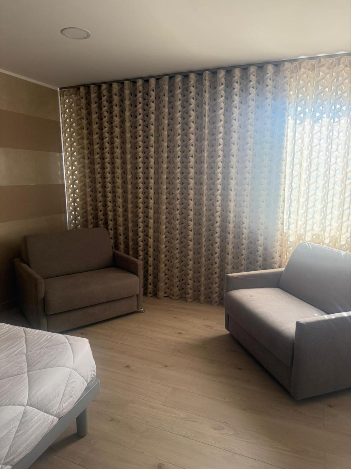 Hotel Palace 焦亚陶罗 外观 照片