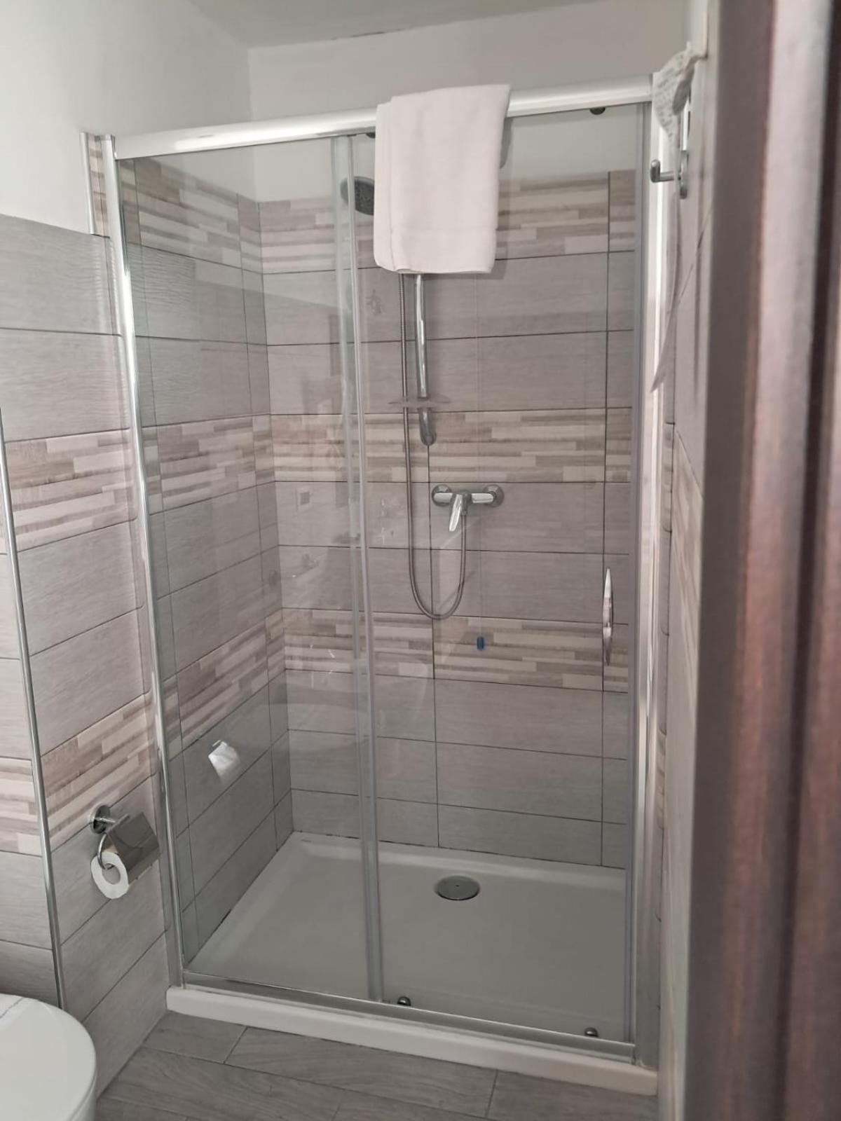 Hotel Palace 焦亚陶罗 外观 照片