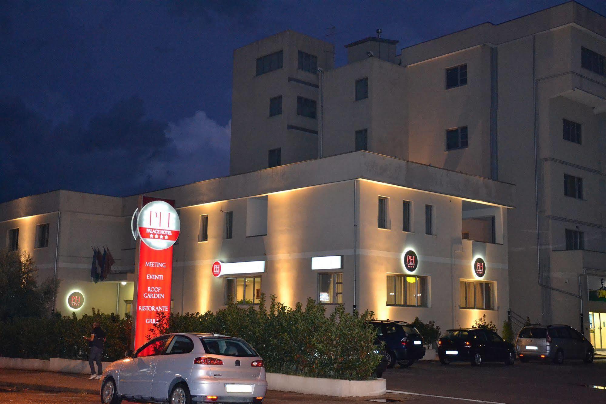 Hotel Palace 焦亚陶罗 外观 照片